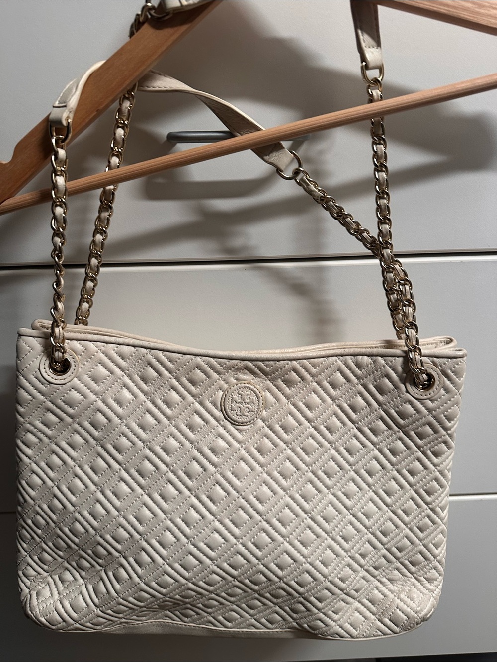 Tory Burch Cream Quilted Chain-Handle Shoulder Bag
